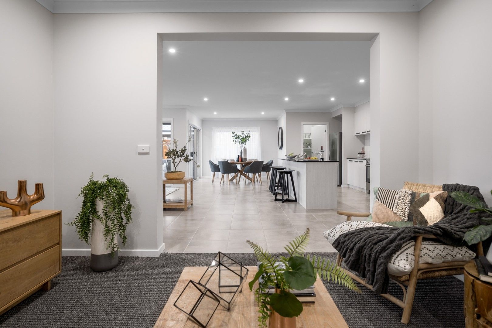 4 bedrooms House in 17 Freeman Crescent BARANDUDA VIC, 3691