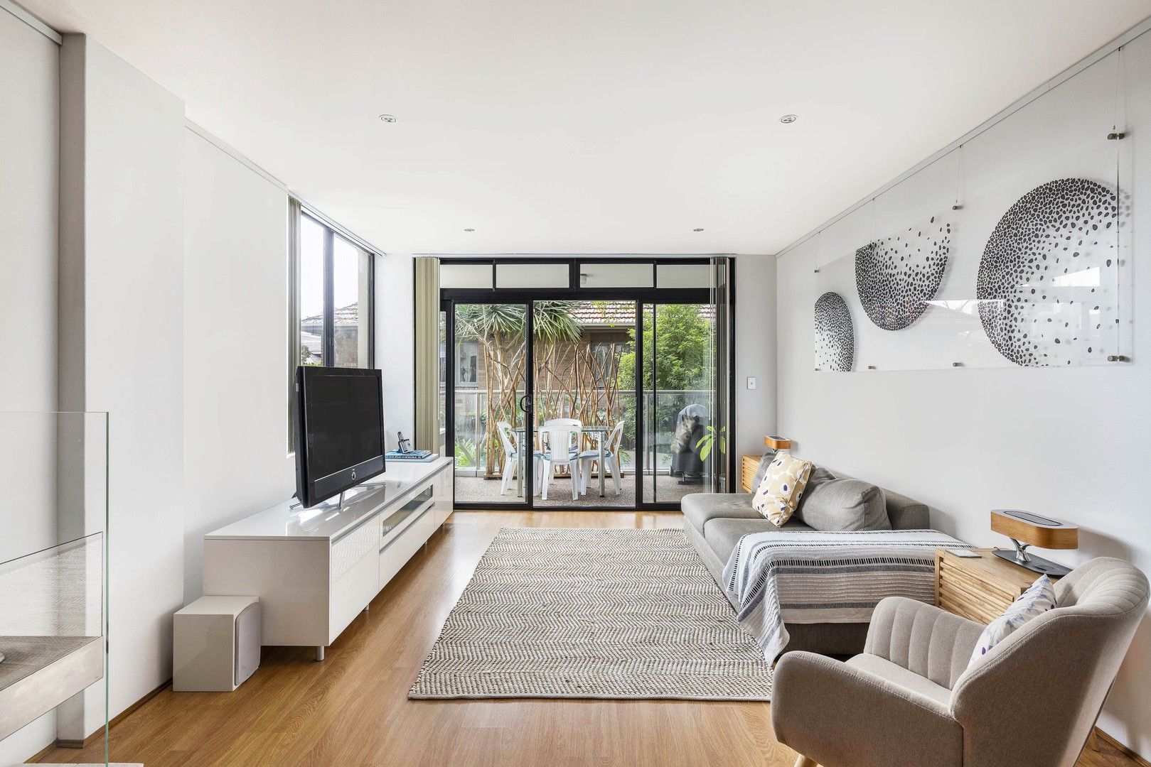 3 bedrooms Apartment / Unit / Flat in 2/9 Nicholson Street BALMAIN EAST NSW, 2041
