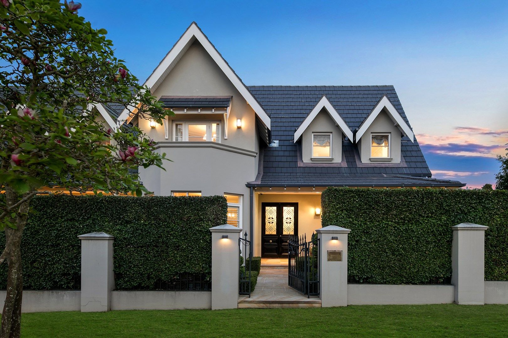 100 Springdale Road, East Killara Property History & Address Research