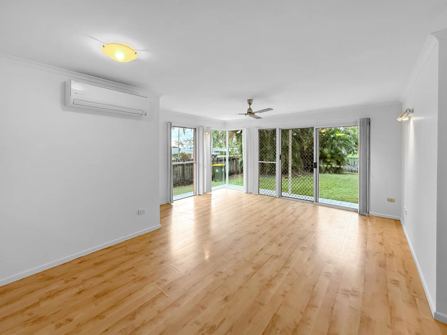 Additional image 4 of 2/17 Beach Road, Dolphin Heads QLD 4740