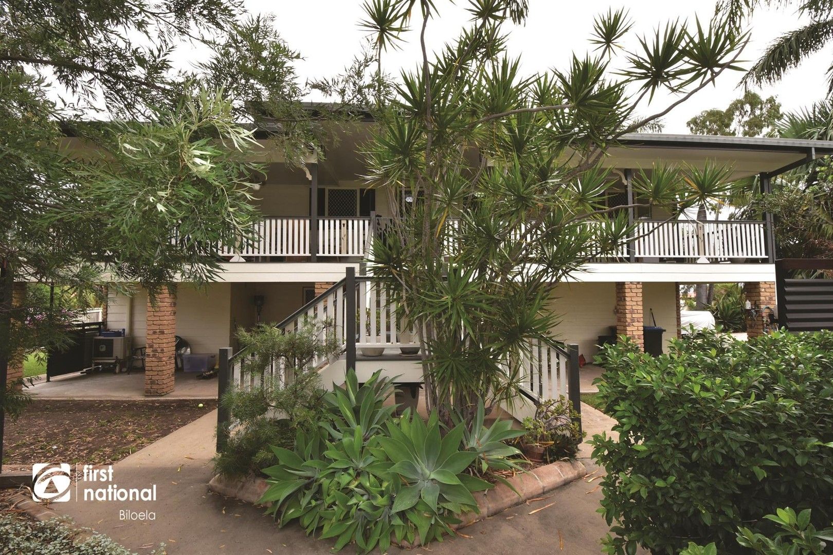 17 Paroz Crescent, Biloela QLD 4715, Image 0