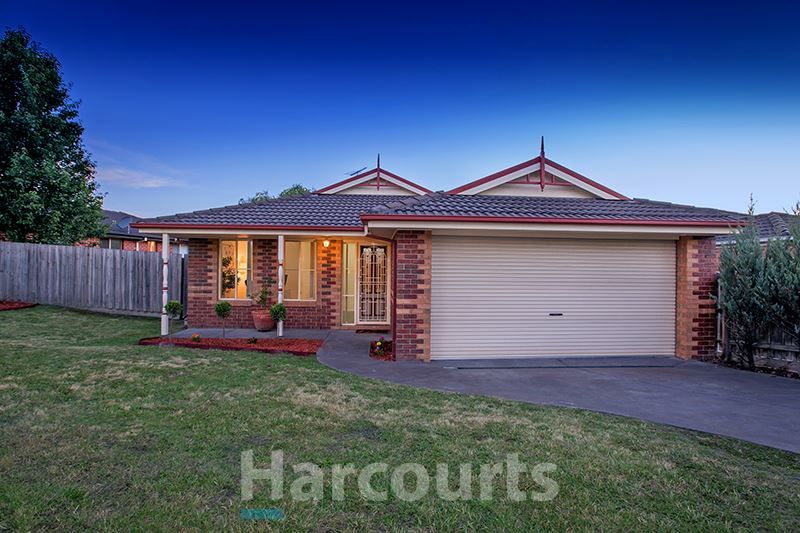 100 Ebony Drive, Pakenham VIC 3810