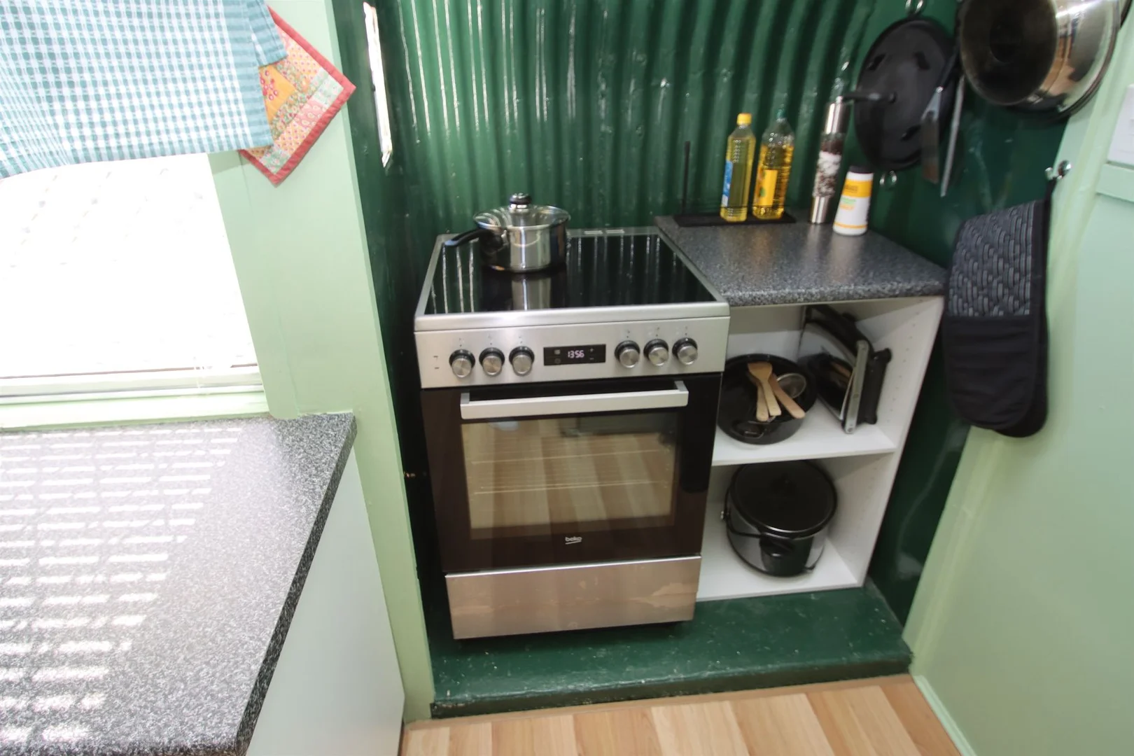 Image 7