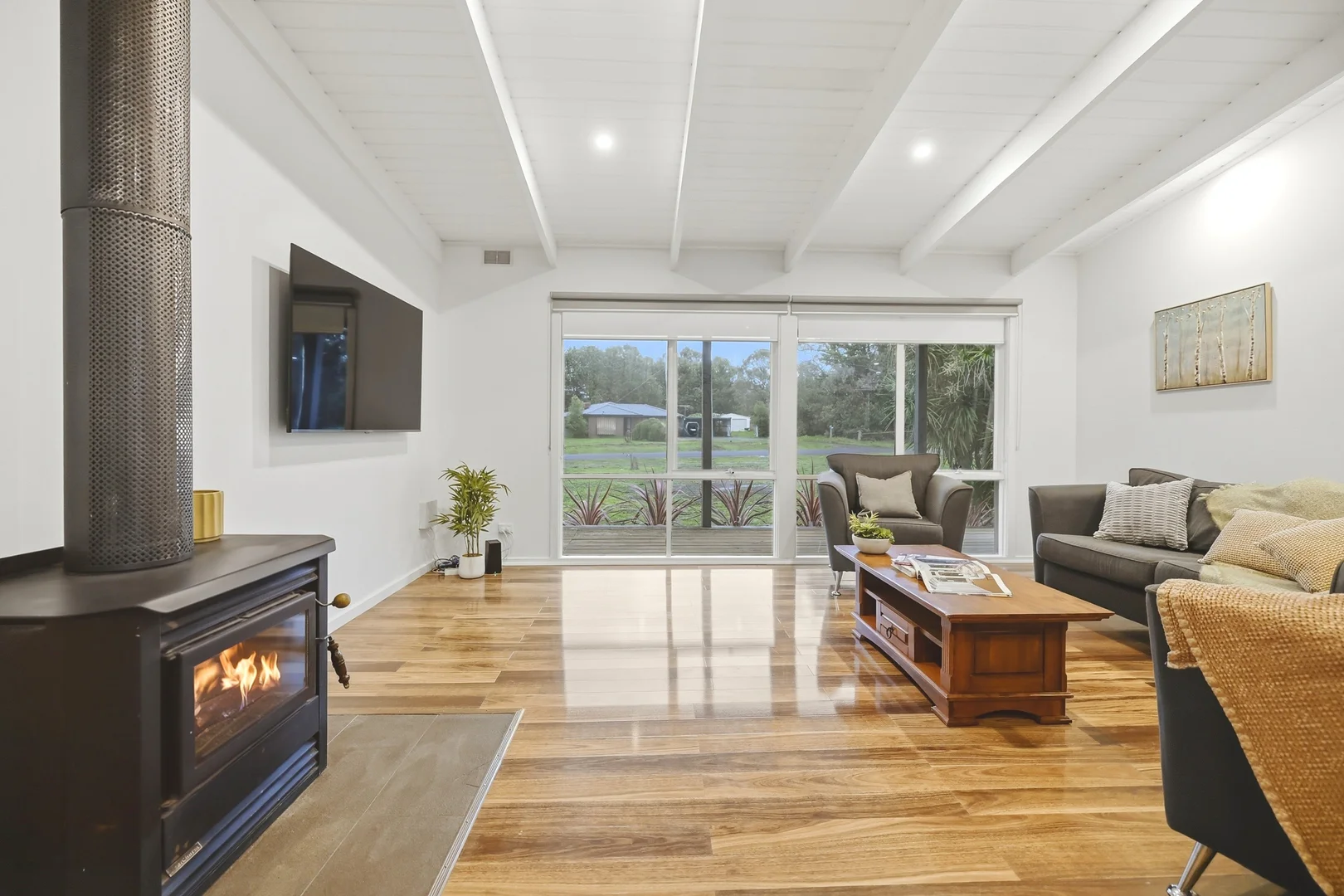 Additional image 4 of 17A Gordon Crescent, Romsey VIC 3434