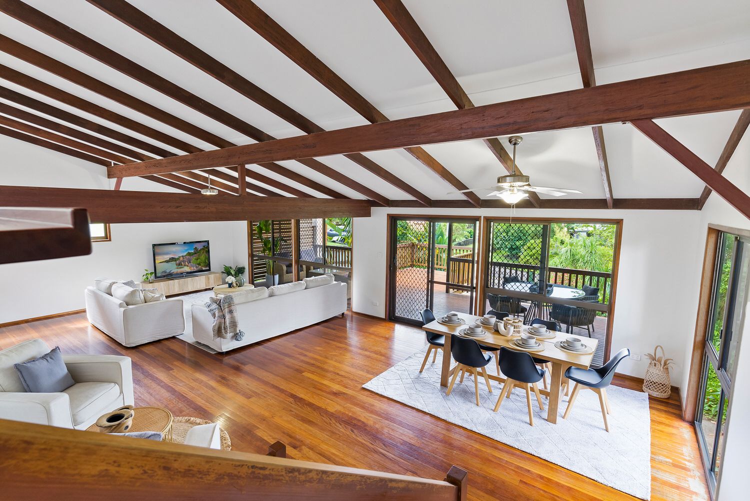 5 bedrooms House in 4 Lyra Court BLI BLI QLD, 4560