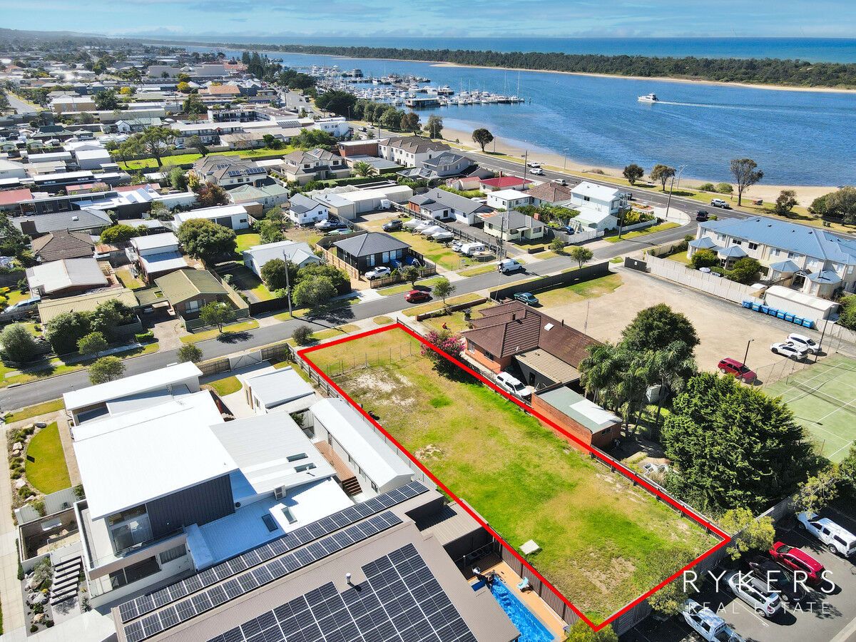 Vacant land in 9 Laura Street, LAKES ENTRANCE VIC, 3909