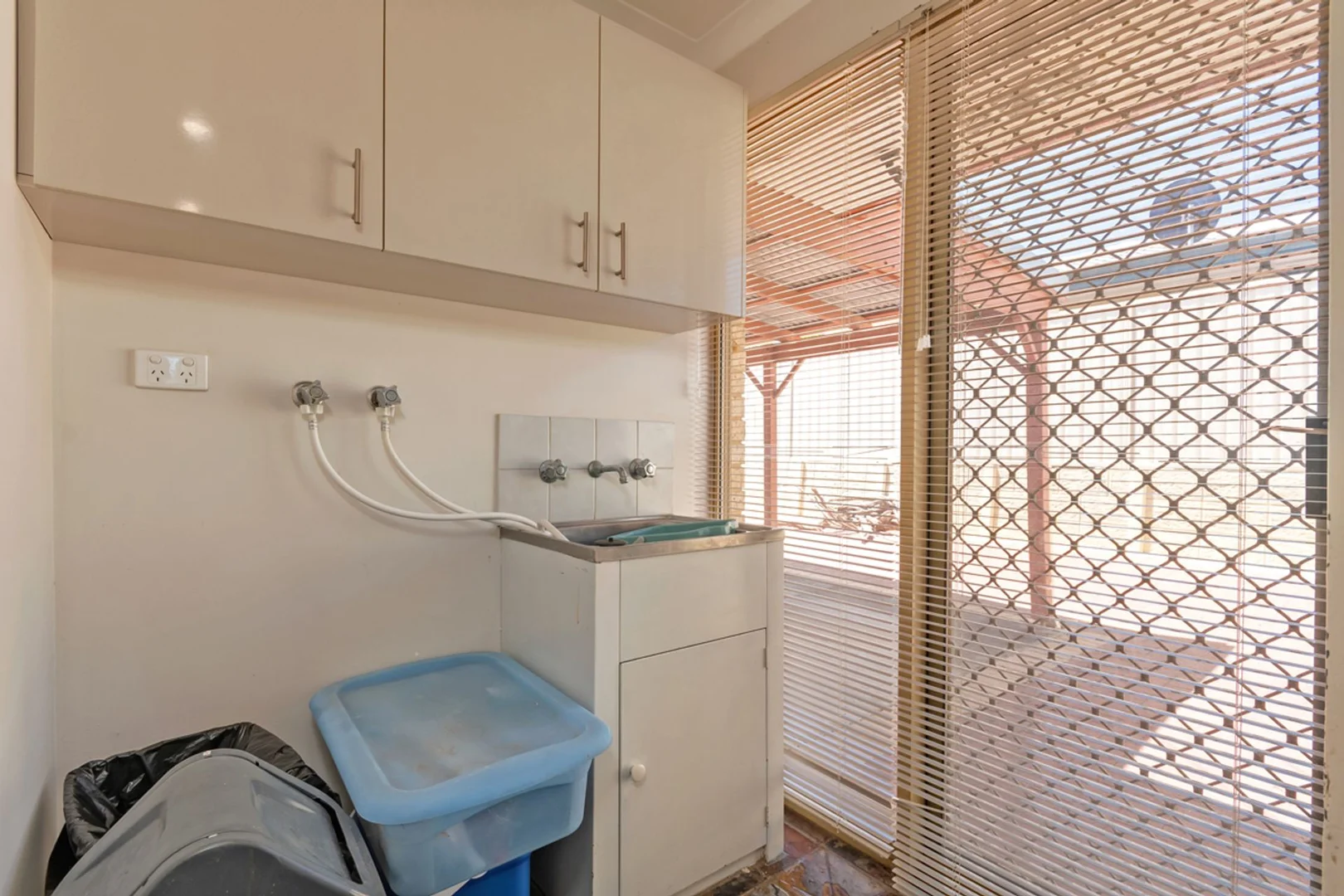 Additional image 14 of 30 Elliot Rd, Hocking WA 6065