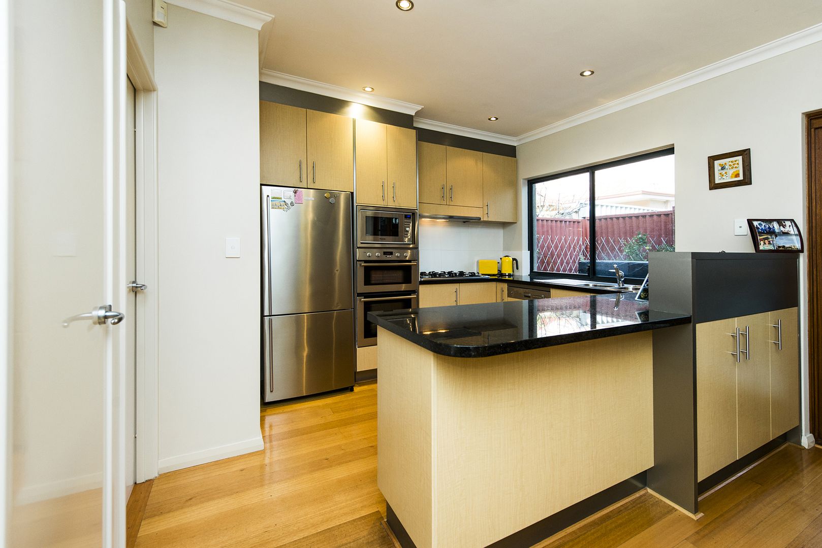 Unit 3, 125 HENSMAN STREET, South Perth WA 6151, Image 2