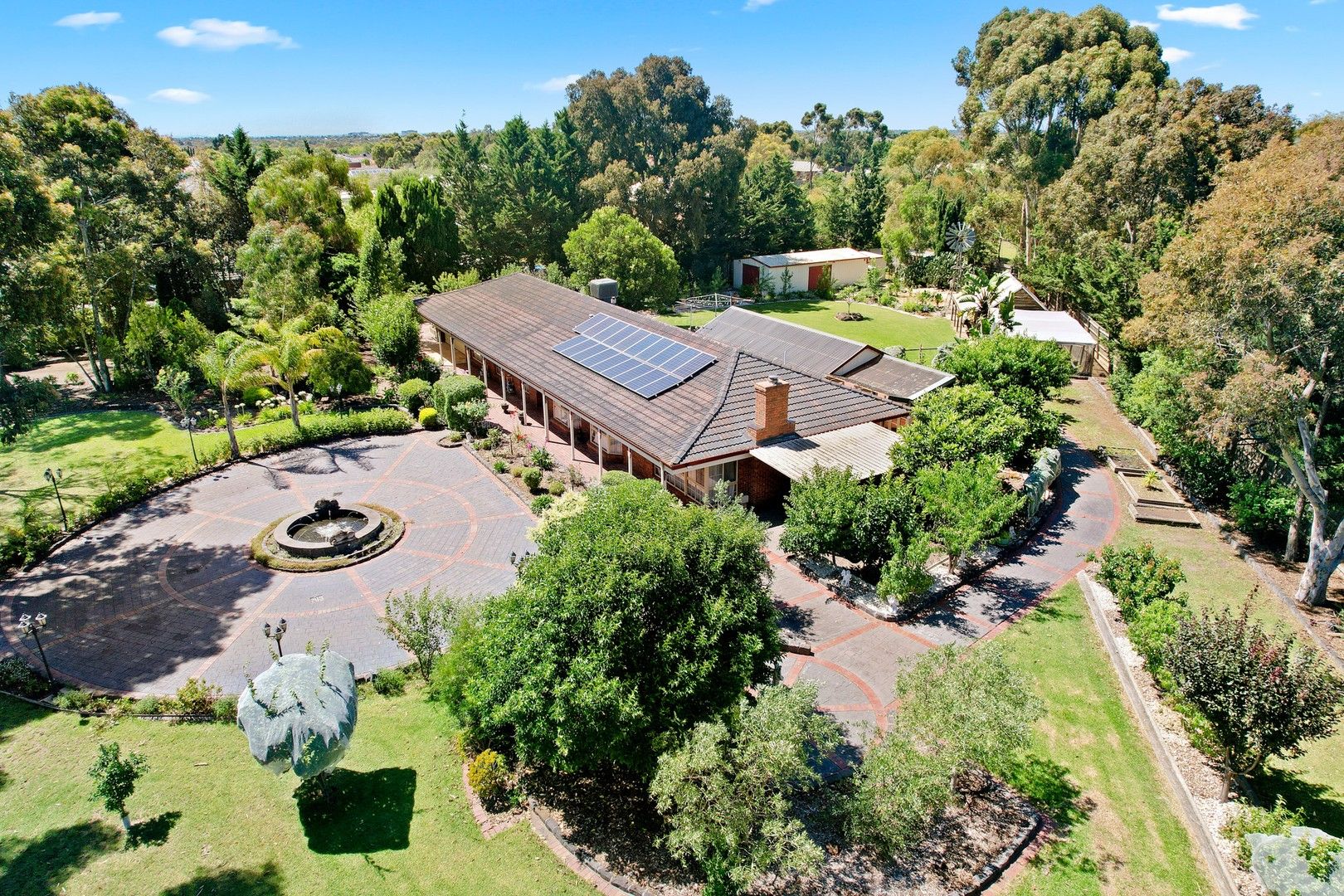 28 Leatherwood Drive, Hoppers Crossing VIC 3029 Domain