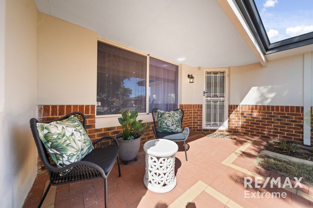 9 Dunrobin Lane, Carramar WA 6031, Image 1