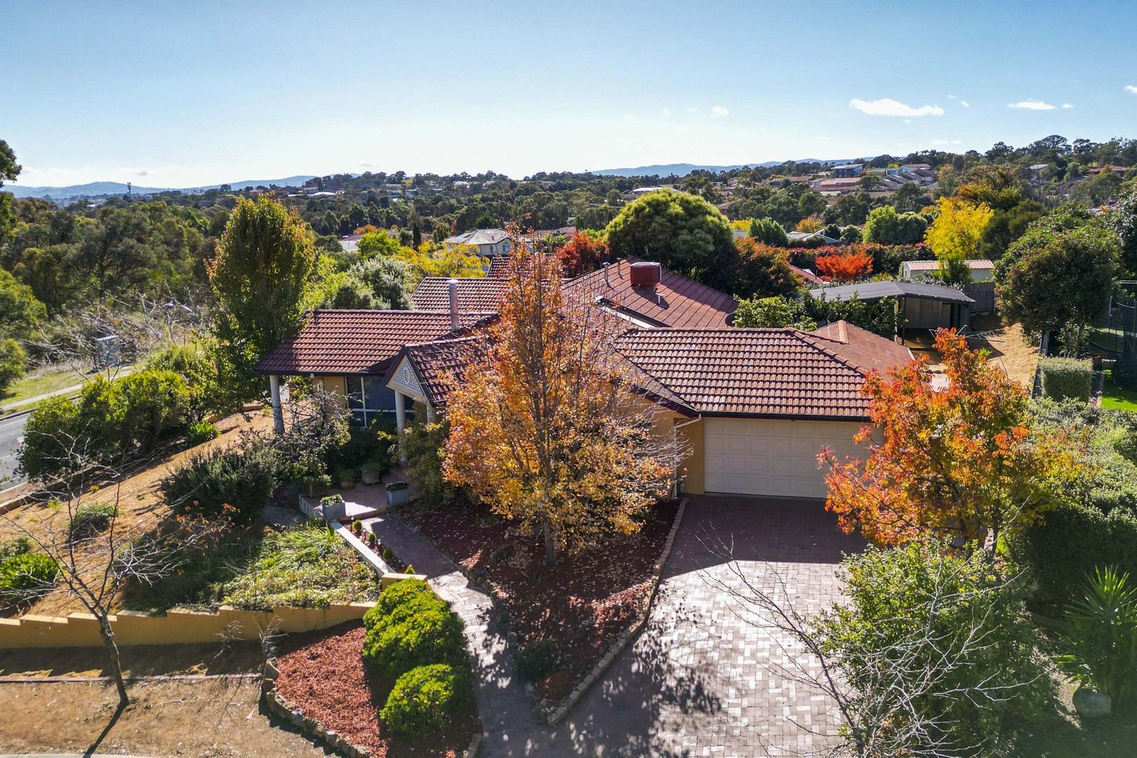 1 Uralba Court, Jerrabomberra NSW 2619, Image 0