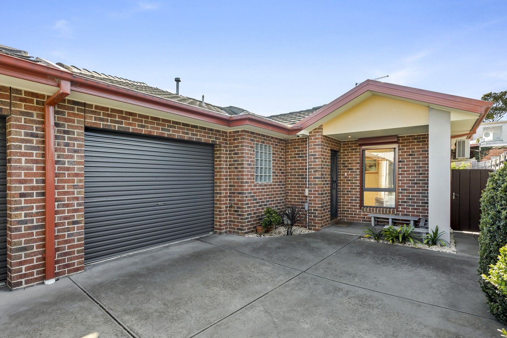 2 bedrooms Apartment / Unit / Flat in 4/6 Bedford Street RESERVOIR VIC, 3073