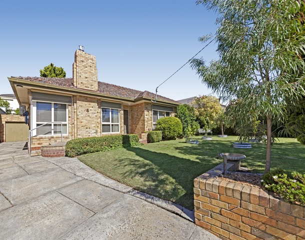 8 Hunter Street, Carnegie VIC 3163