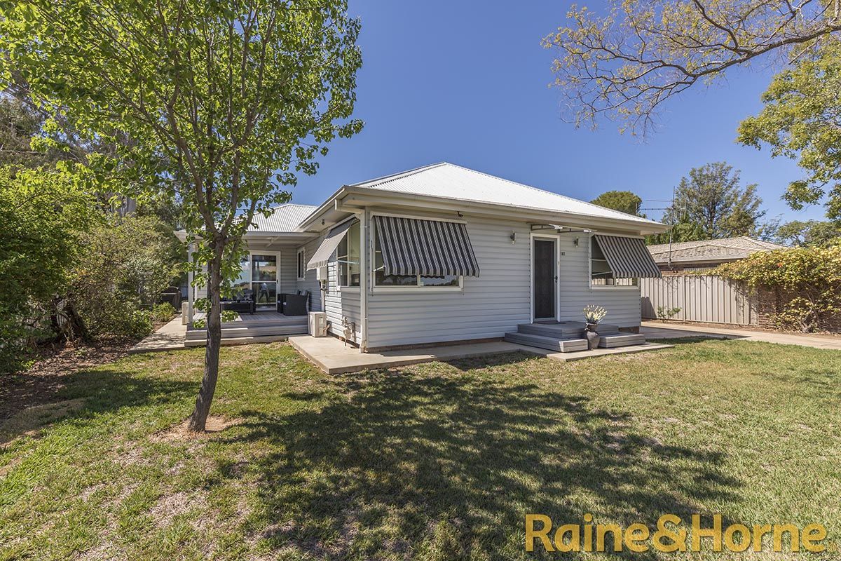 107 Fifth Avenue South, Narromine NSW 2821