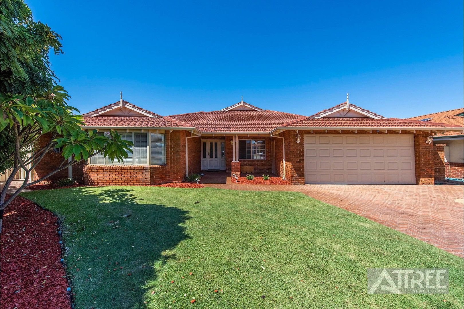 33 Romulea Mews, Canning Vale WA 6155, Image 0