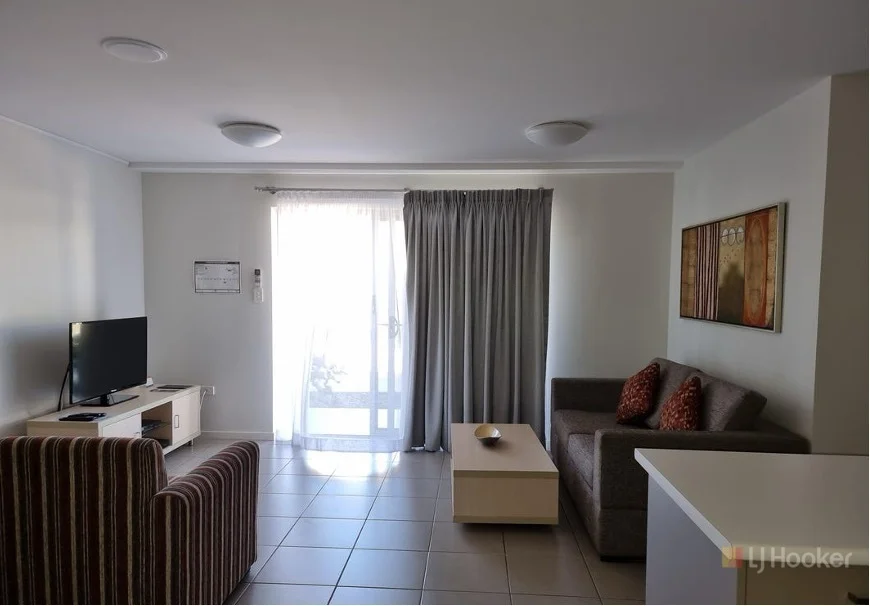 4/10 Prince Place, Middlemount QLD 4746