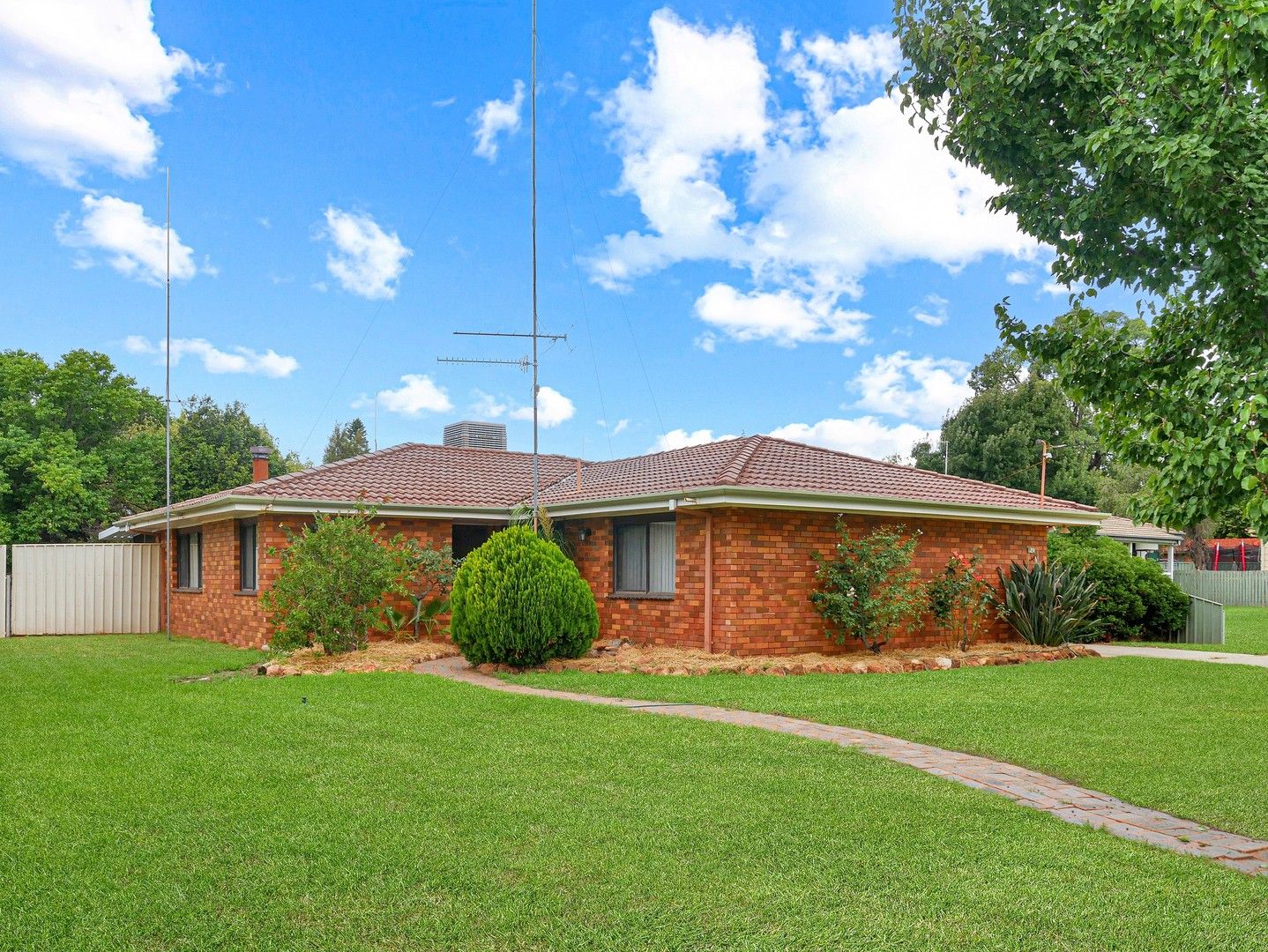 29 Bellbird St, Coleambally NSW 2707, Image 0