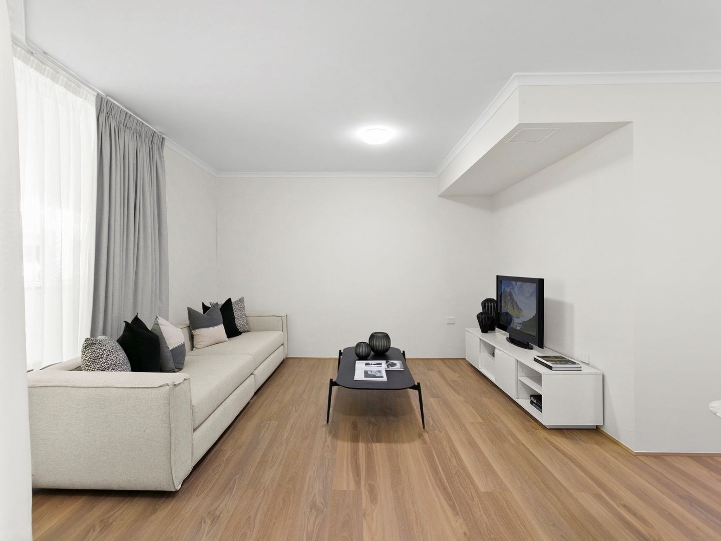 204/6 Jersey place, Cromer NSW 2099, Image 1