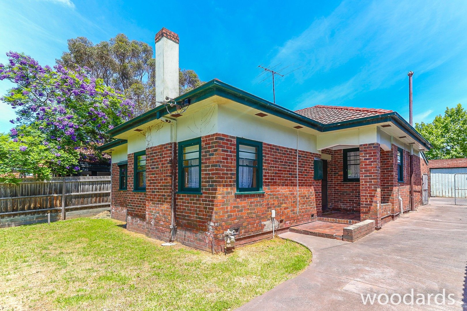 3 bedrooms House in 100 Bowen Street CAMBERWELL VIC, 3124
