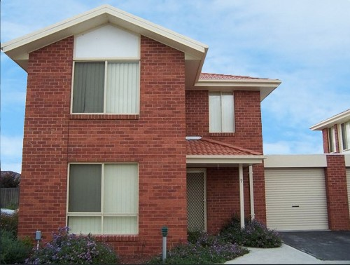 7 Pace Circuit, South Morang VIC 3752