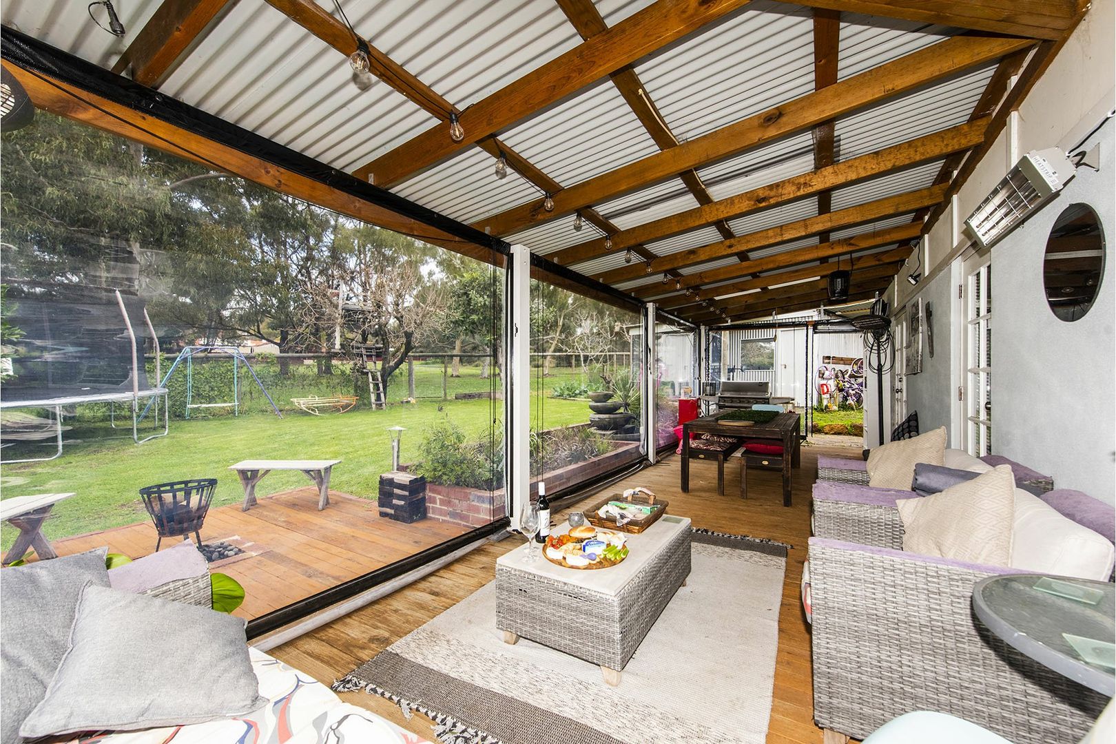 17 Nangkita Road, Lesmurdie WA 6076, Image 2