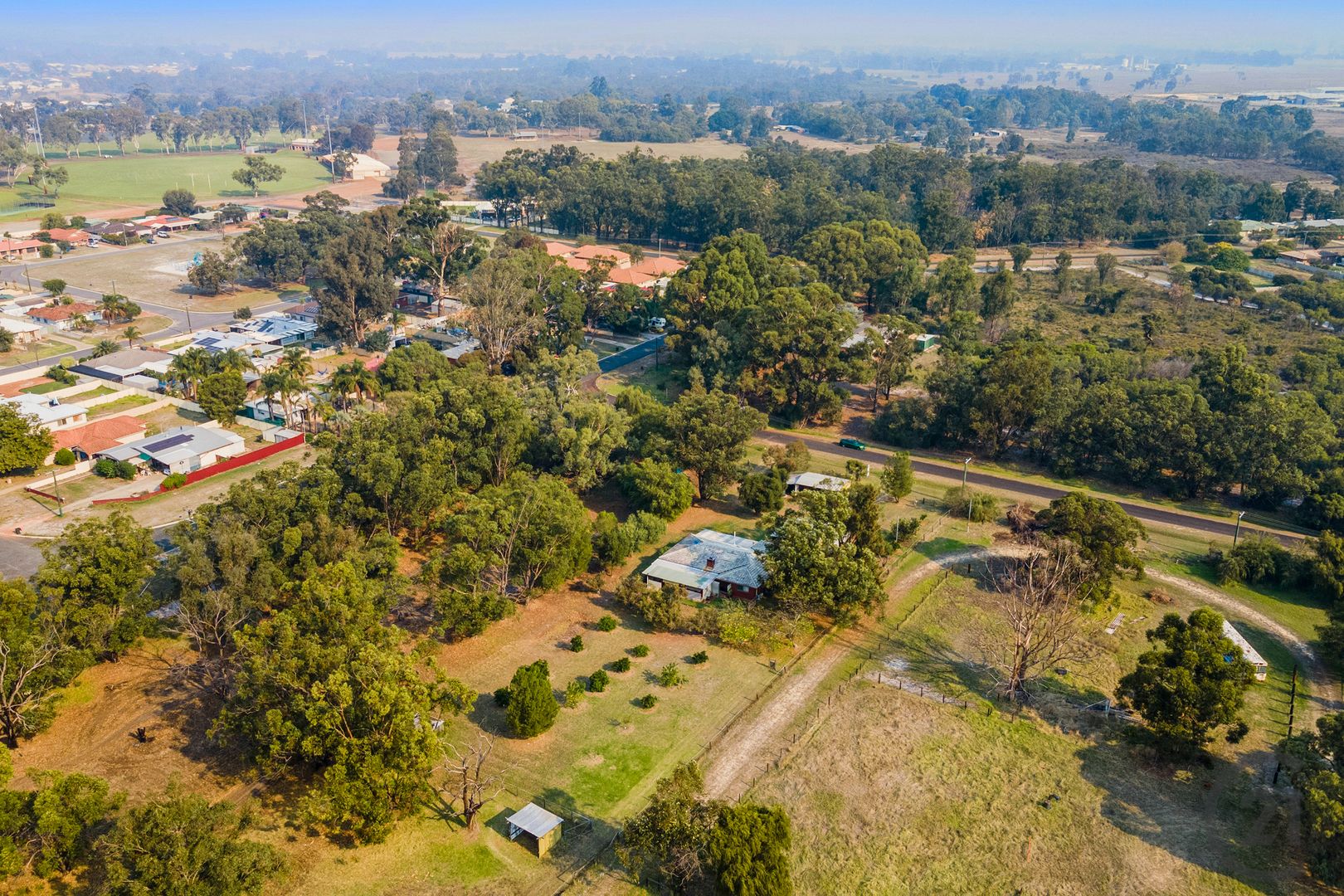 2 Tuckey Street, Pinjarra WA 6208, Image 2