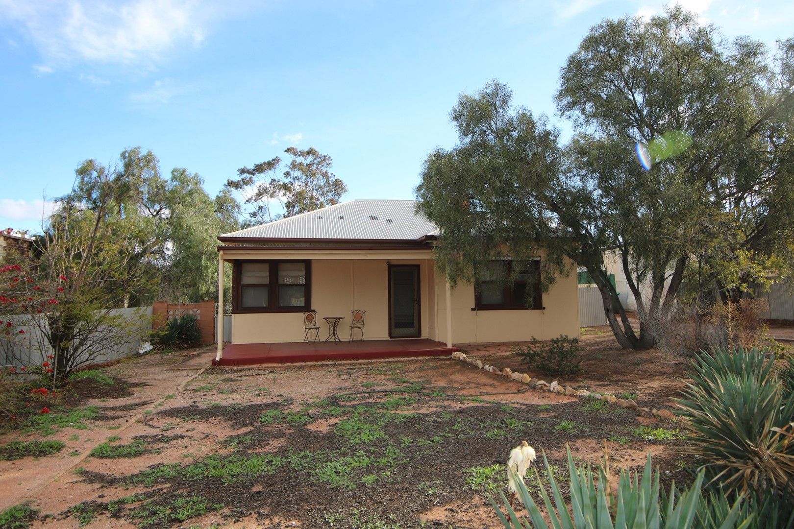 3 bedrooms House in 15 Eyre Highway PORT AUGUSTA SA, 5700