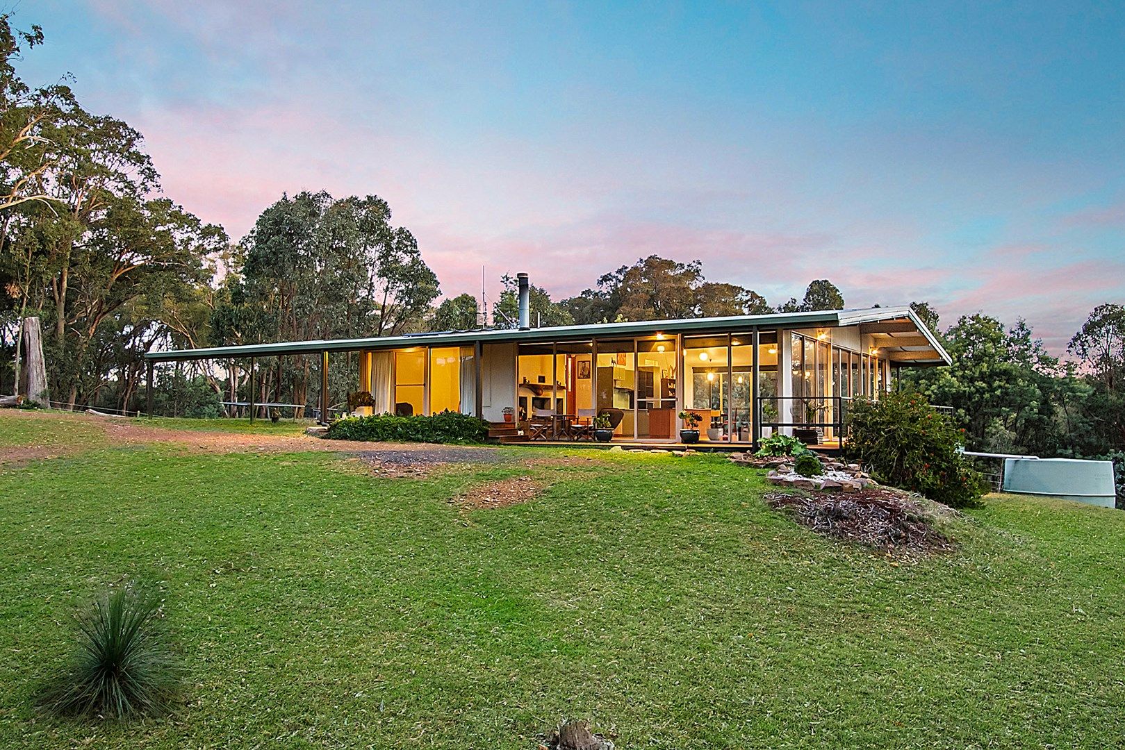 268 Institute Road, CARLSRUHE VIC 3442, Image 0