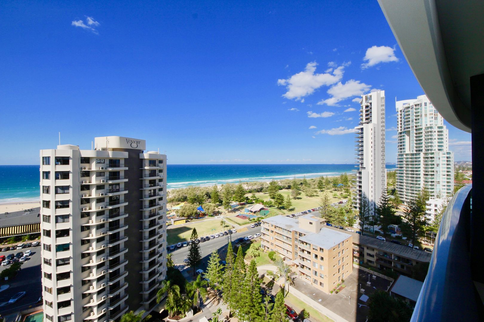 1 Oracle Boulevard Broadbeach Qld 4218 Domain