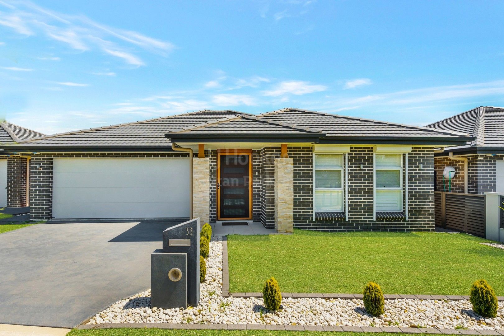 33 Bourne Ridge, Oran Park NSW 2570, Image 0