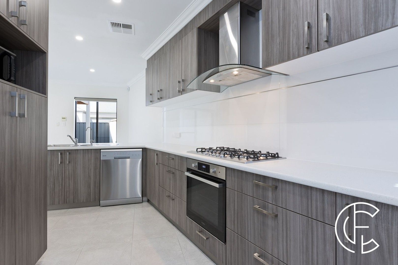 3 bedrooms Villa in 16C Woodchester Road NOLLAMARA WA, 6061