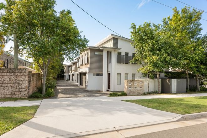 Picture of 3/119 Eugaree Street, SOUTHPORT QLD 4215