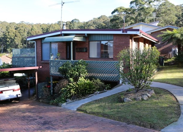 33 Fishermans Crescent, North Narooma NSW 2546