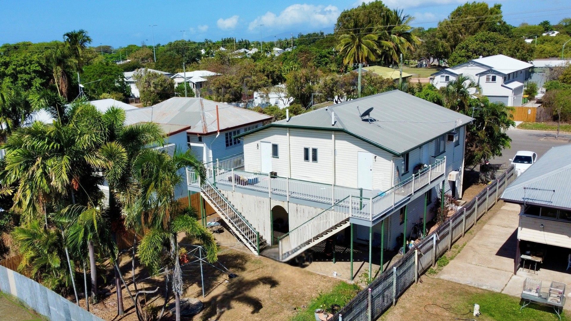 5 bedrooms Block of Units in 9 Tully Street SOUTH TOWNSVILLE QLD, 4810