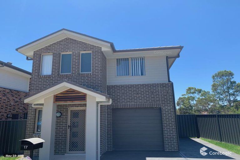 4 bedrooms House in 17 Satinash Drive HAMLYN TERRACE NSW, 2259