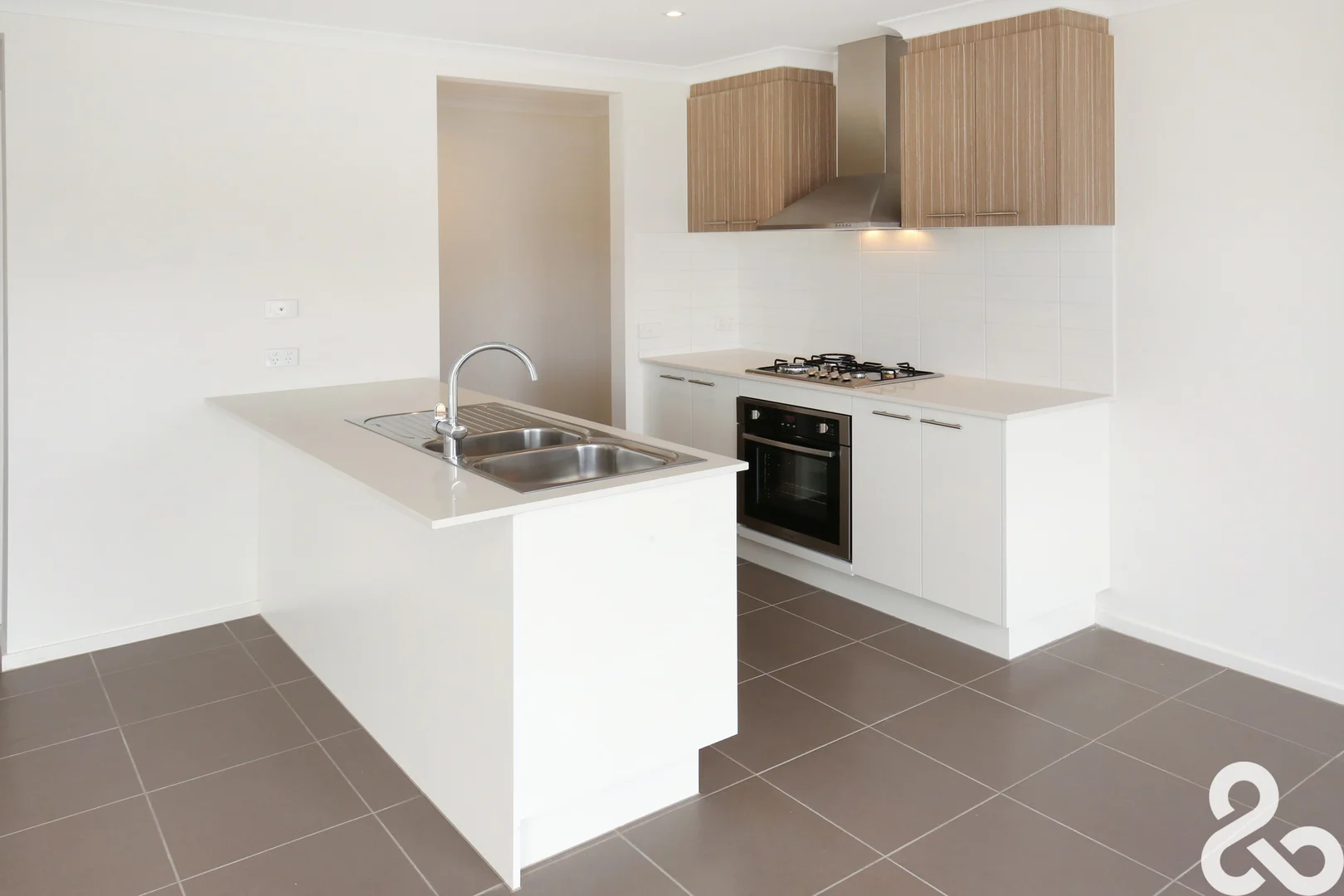 Additional image 2 of 14 Odette Way, South Morang VIC 3752