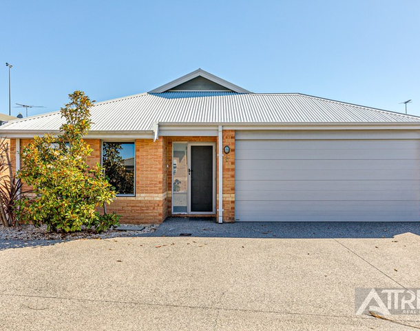 8/22 Whittaker Turn, Piara Waters WA 6112