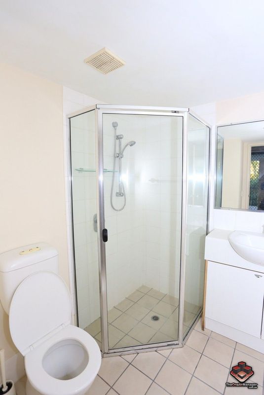 ID21103591/7 Landsborough Terrace, Toowong QLD 4066 Apartment For