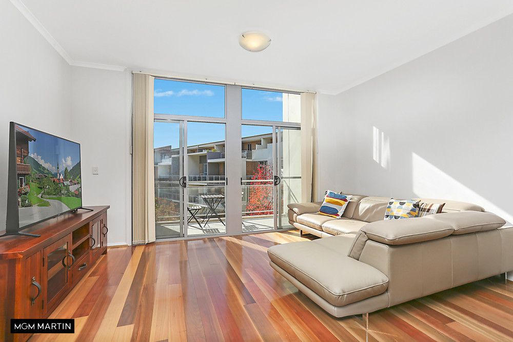 2 bedrooms Apartment / Unit / Flat in 349/25-33 Allen Street WATERLOO NSW, 2017