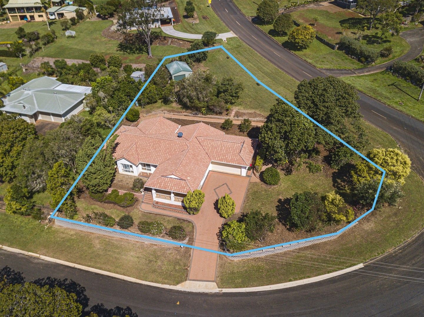 2 Wattle Close, Yungaburra QLD 4884, Image 0