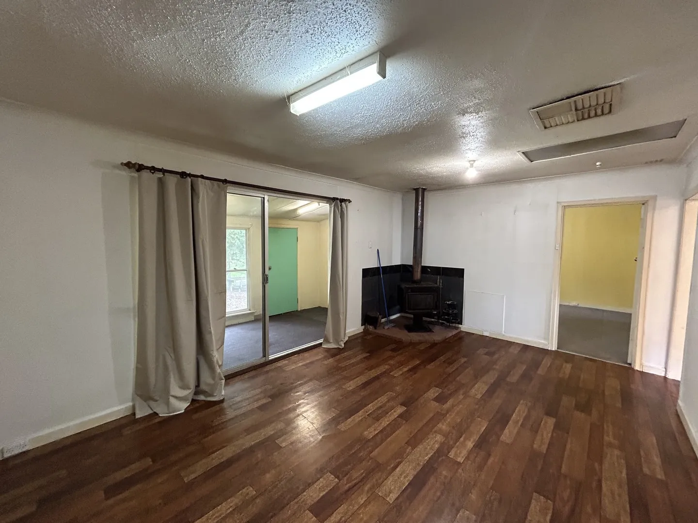 4 Bedroom home in rural environment