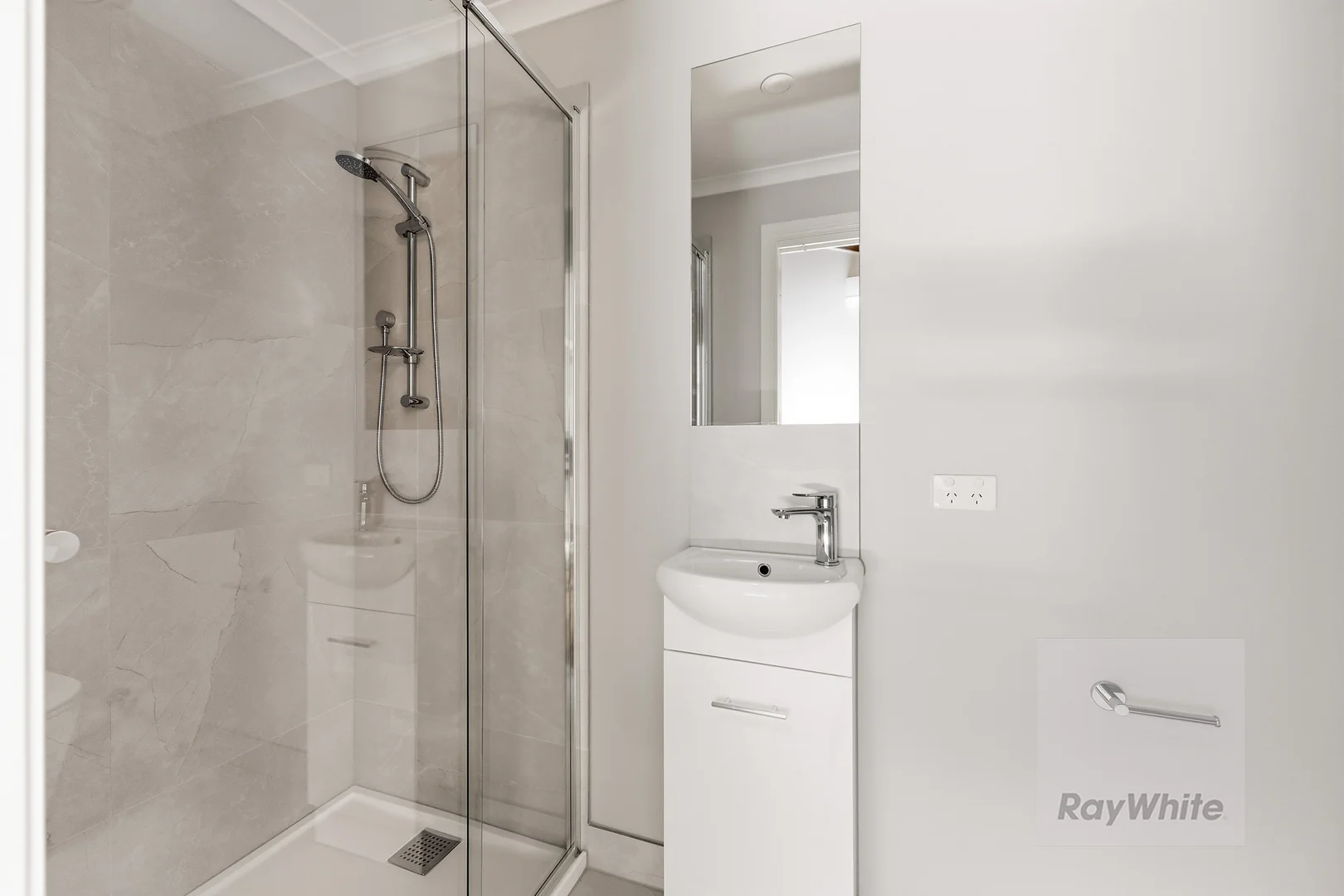 Additional image 11 of 67 Veronica Crescent, Mill Park VIC 3082