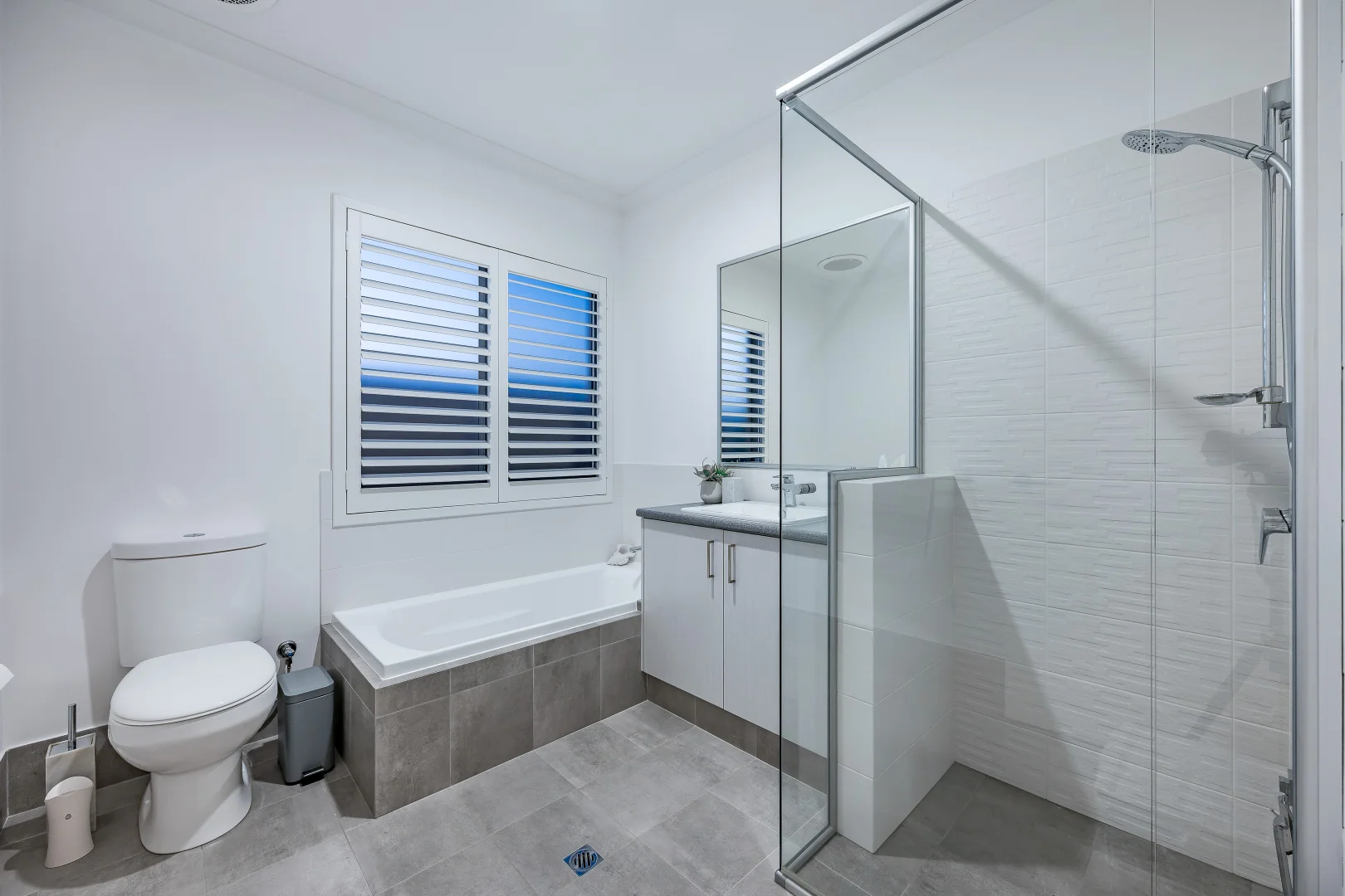 Additional image 27 of 4 Crowsnest Way, Jindalee WA 6036