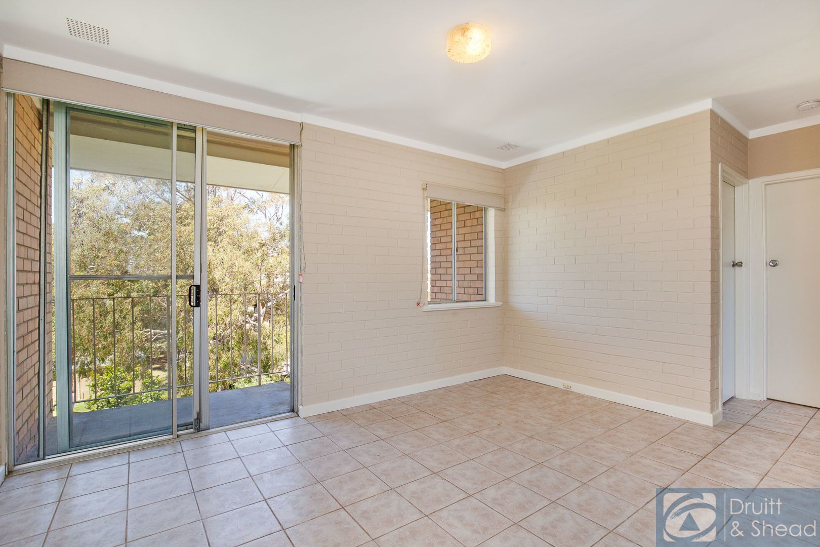 13/2 Coral Street, Scarborough WA 6019, Image 1