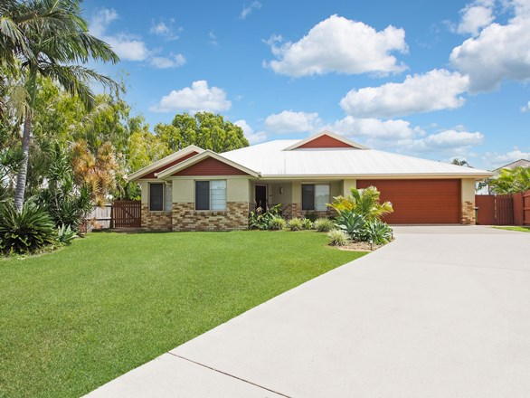 7 Genoa Place, Banksia Beach QLD 4507