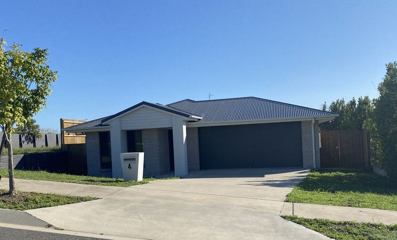 4 bedrooms House in 4 Blackbraes Court NEW AUCKLAND QLD, 4680