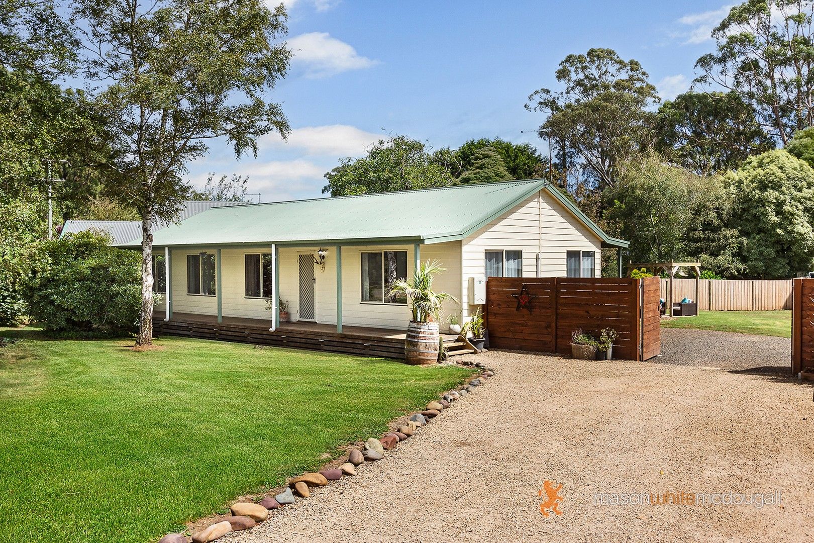 17 Victoria Road, Kinglake VIC 3763, Image 0