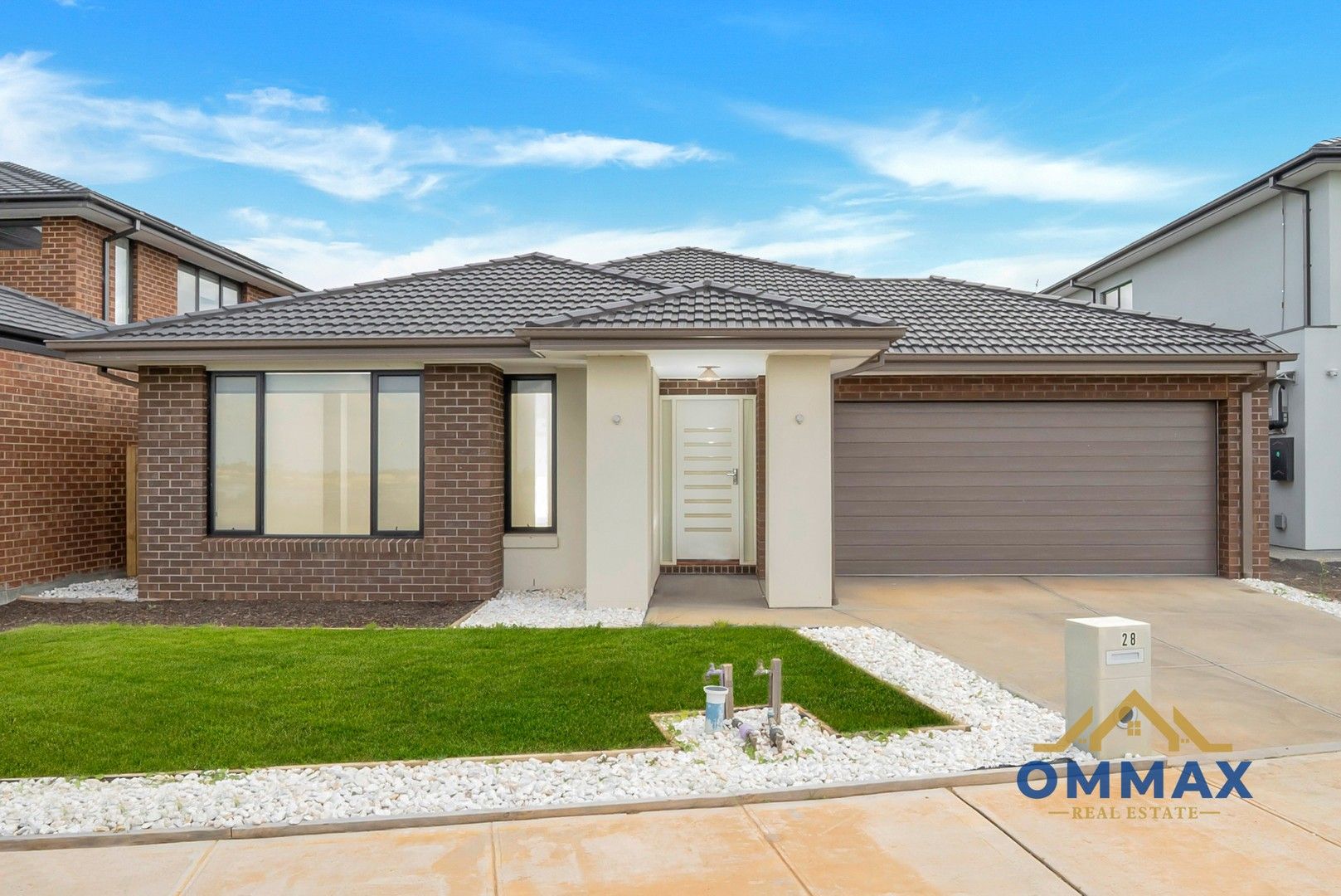 4 bedrooms House in 28 Featherwood Drive AINTREE VIC, 3336