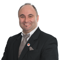 Antonio Di Petta, Sales representative