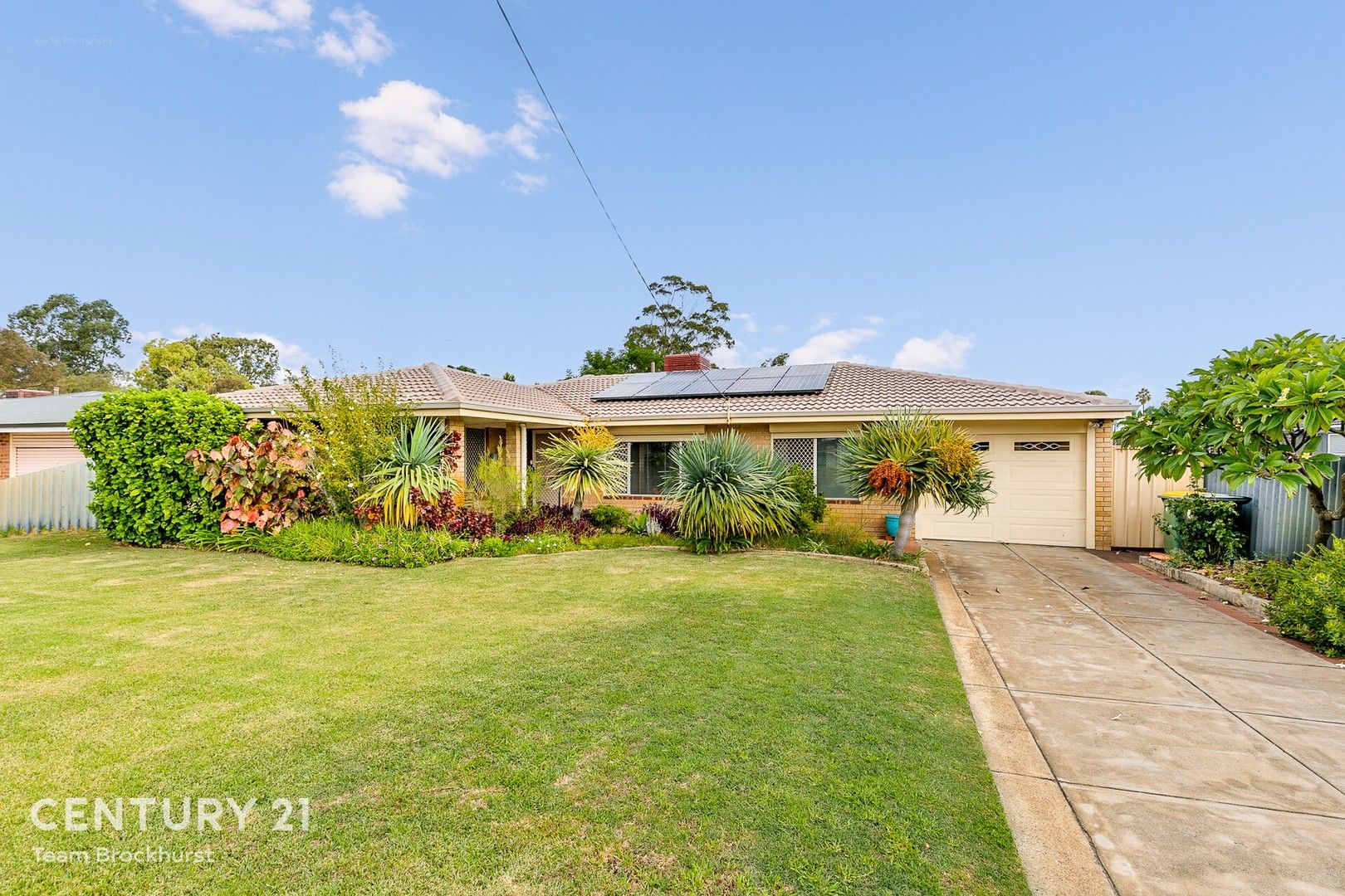 4 bedrooms House in 25 Poseidon Way PARKWOOD WA, 6147